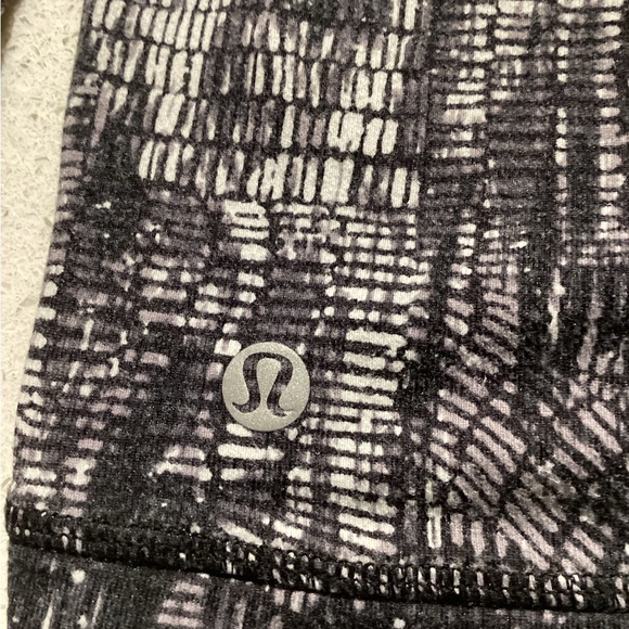 Lululemon Its Rulu Run Long Sleeve Shirt. Size 8. Release 2022. - Picture 10 of 11